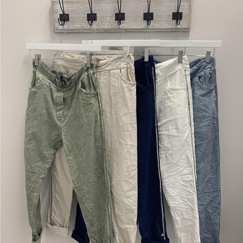 Brand Bazar Stud Pants OSFM Made In Italy 🇮🇹 - Picture 8 of 8